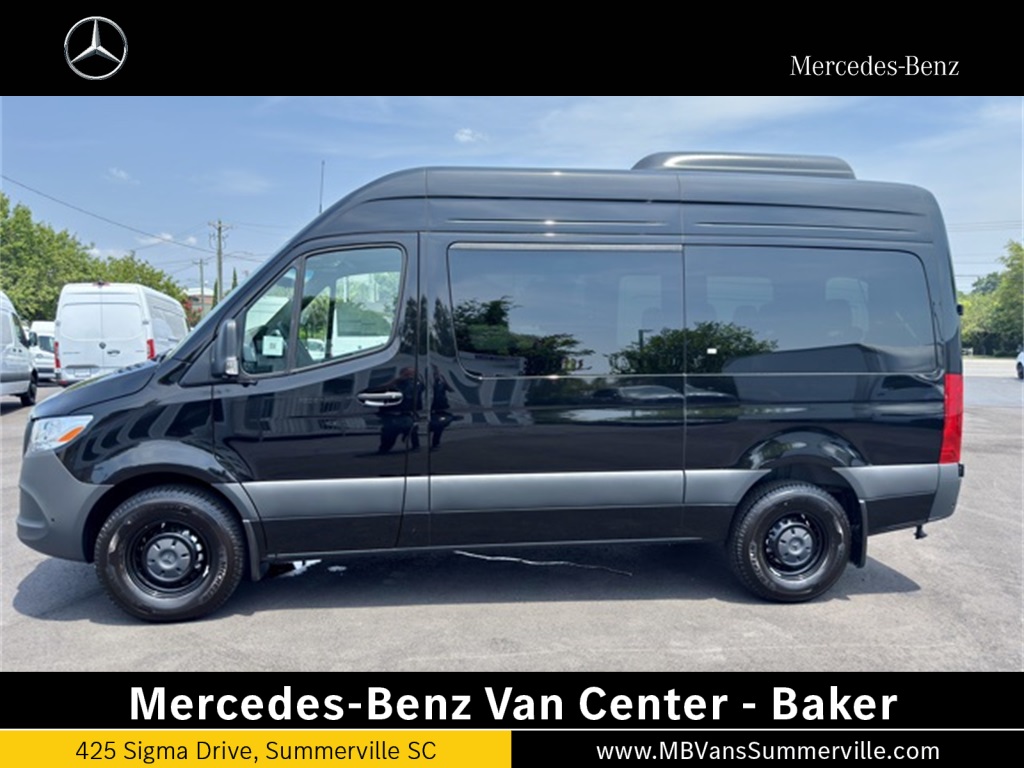 2025 Mercedes-Benz Sprinter Passenger Van Base's photo