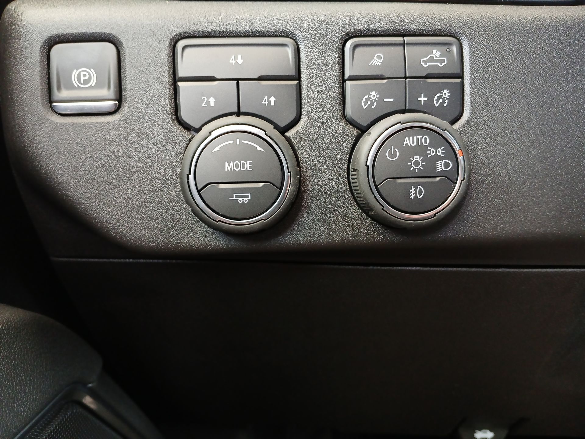 2025 Chevrolet Silverado 2500HD LT photo 17