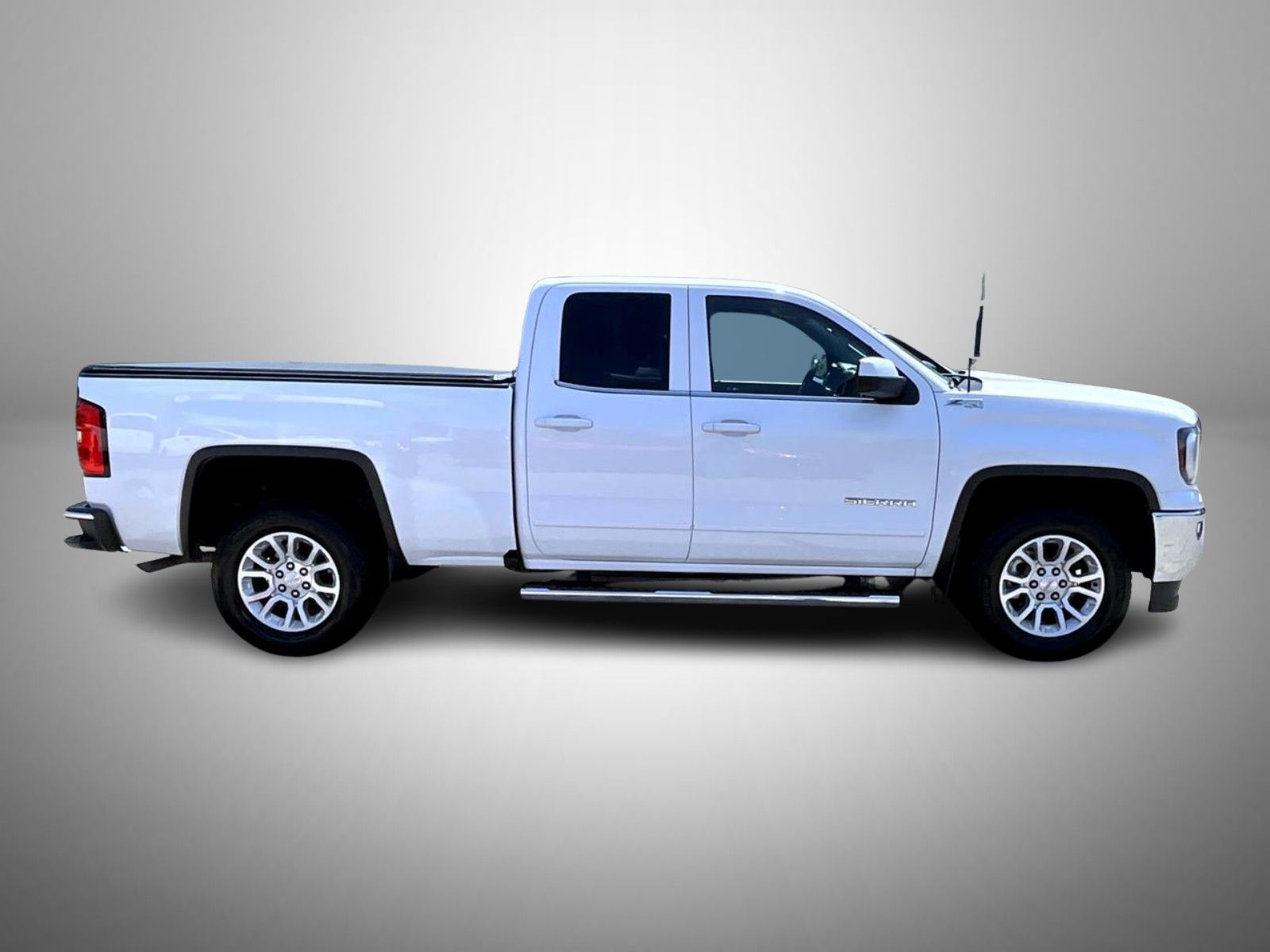 2018 Gmc Sierra 1500 SLE photo 4
