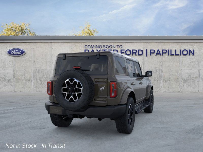 2025 Ford Bronco Outer Banks photo 17