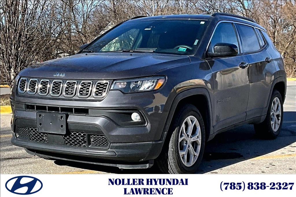 2024 Jeep Compass Latitude's photo