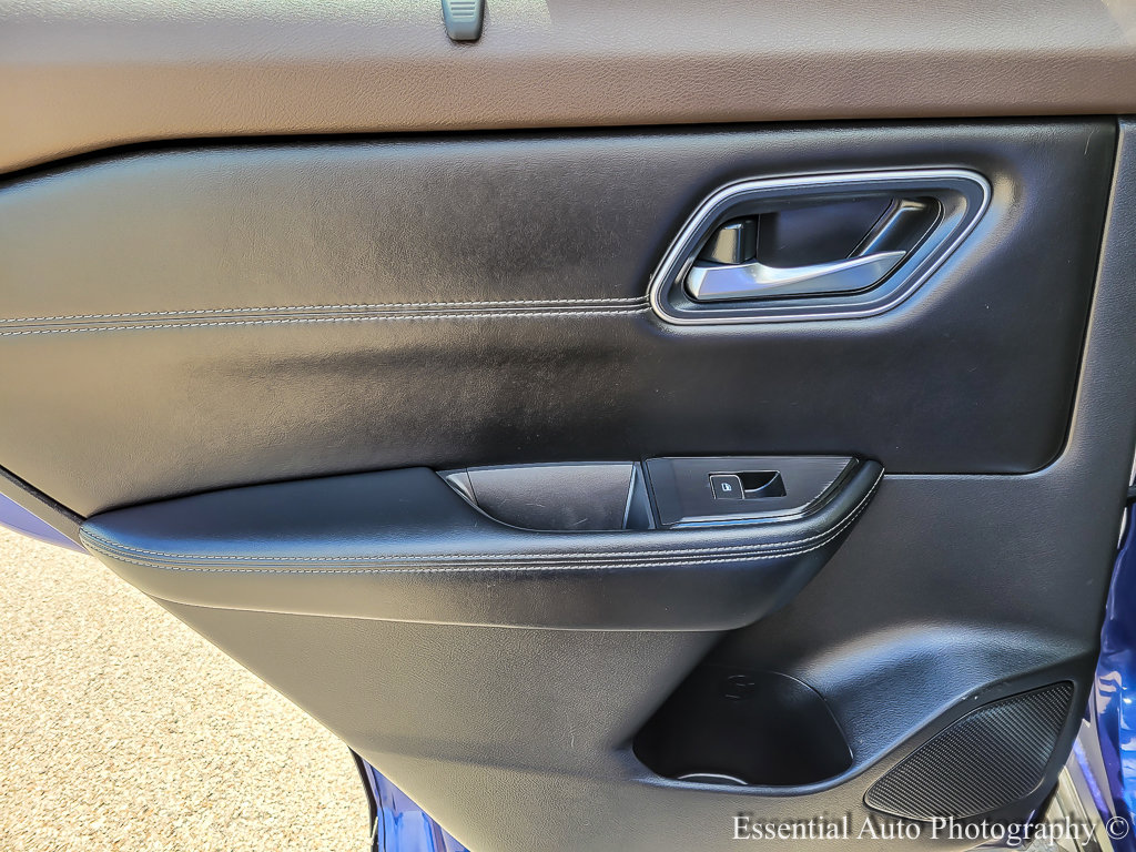 2022 NISSAN ROGUE - Image 19