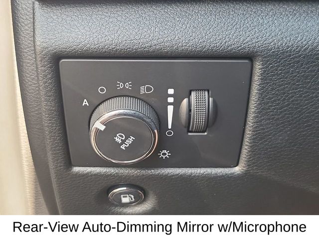 2015 Jeep Grand Cherokee Limited photo 24