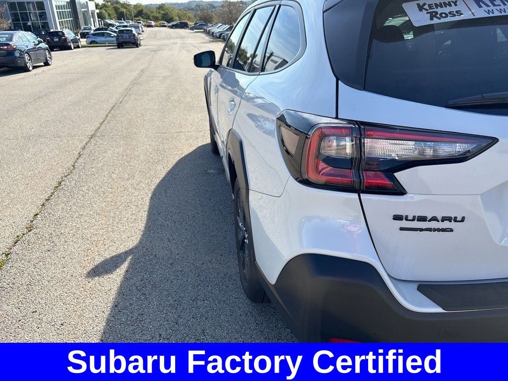 2025 Subaru Outback Onyx Edition photo 4