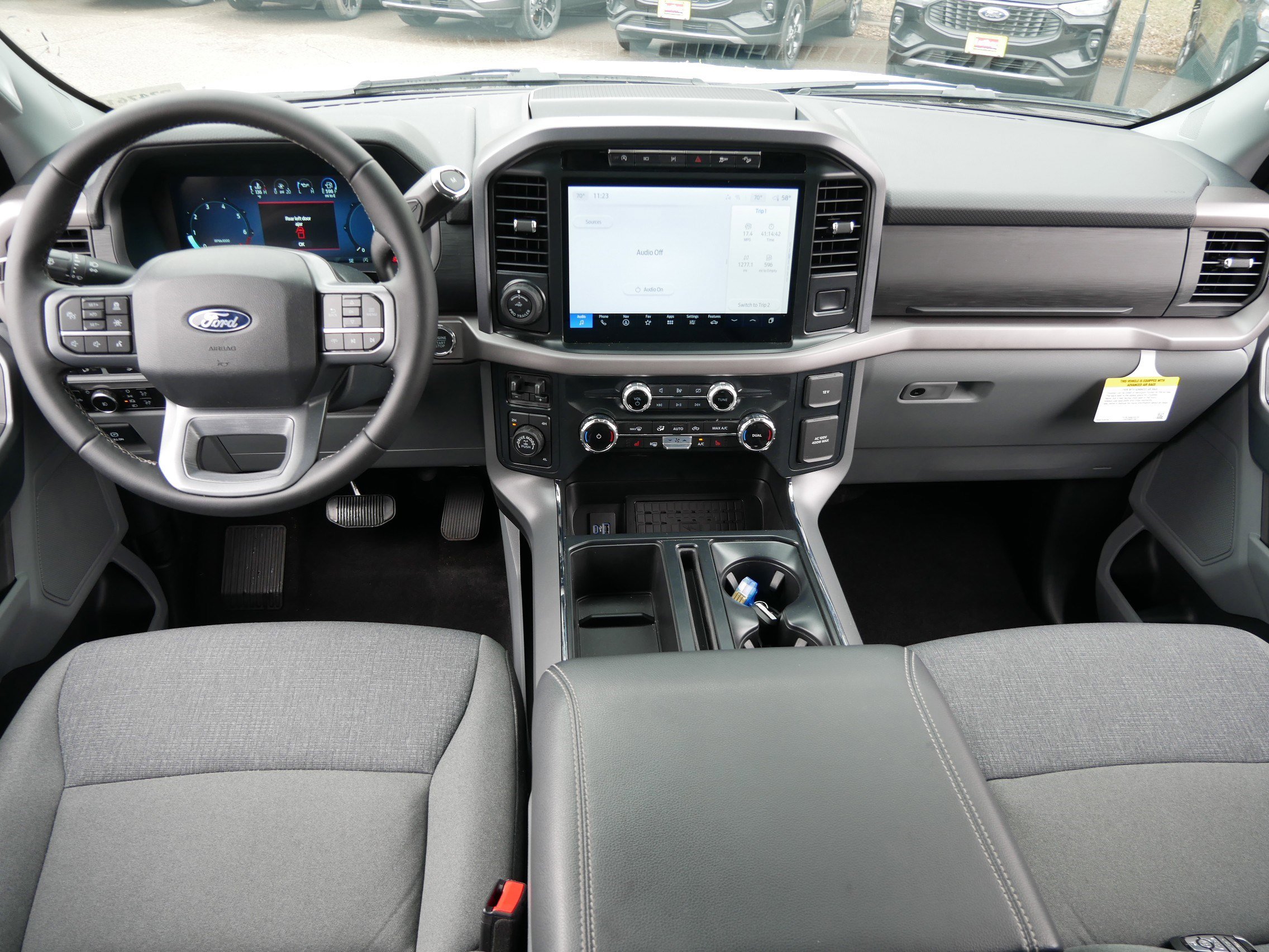 2024 Ford F-150 XLT photo 4