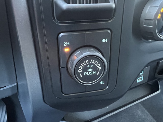 2023 Ford F-150 XLT photo 19