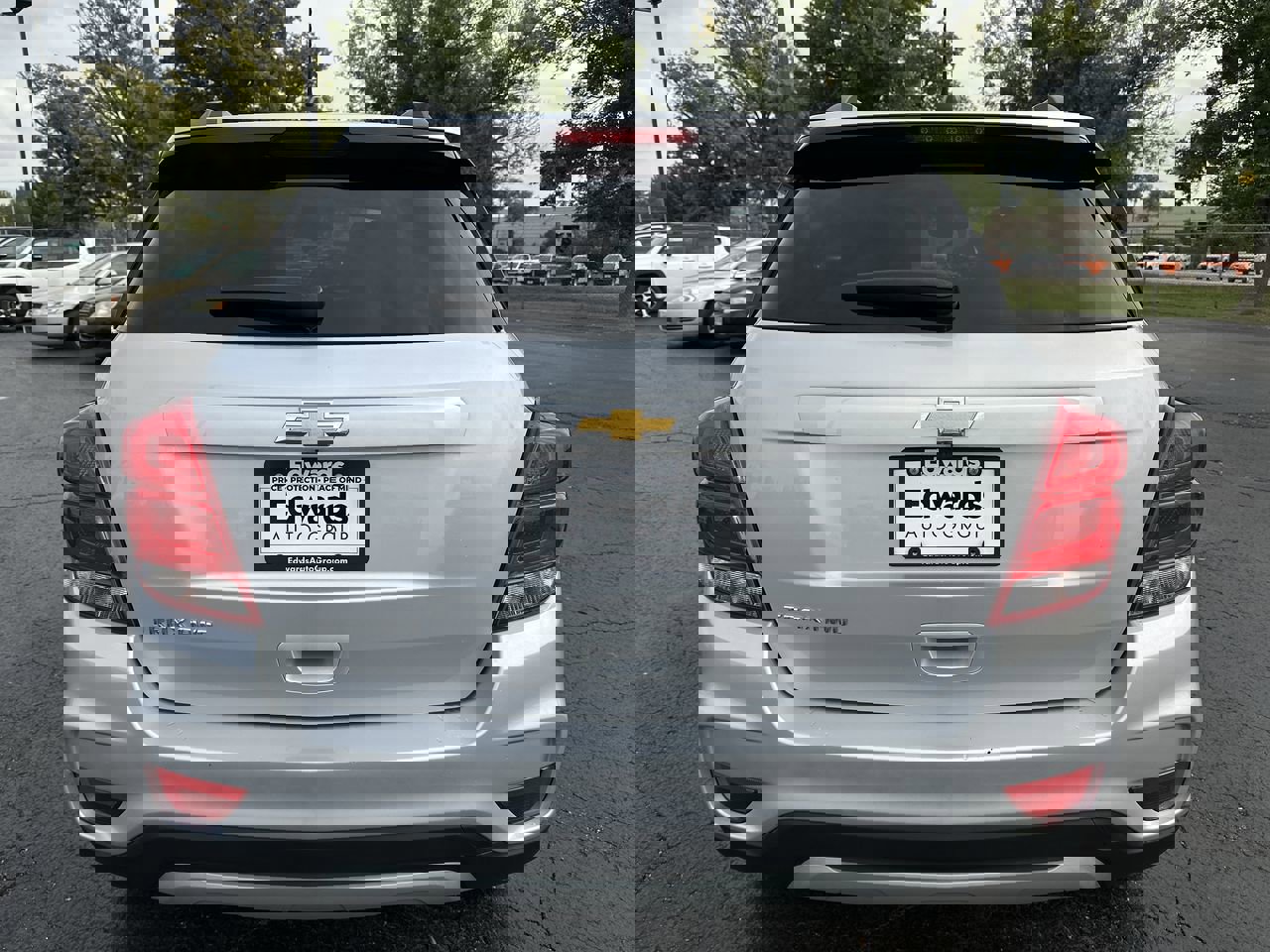 2022 Chevrolet Trax LT photo 30