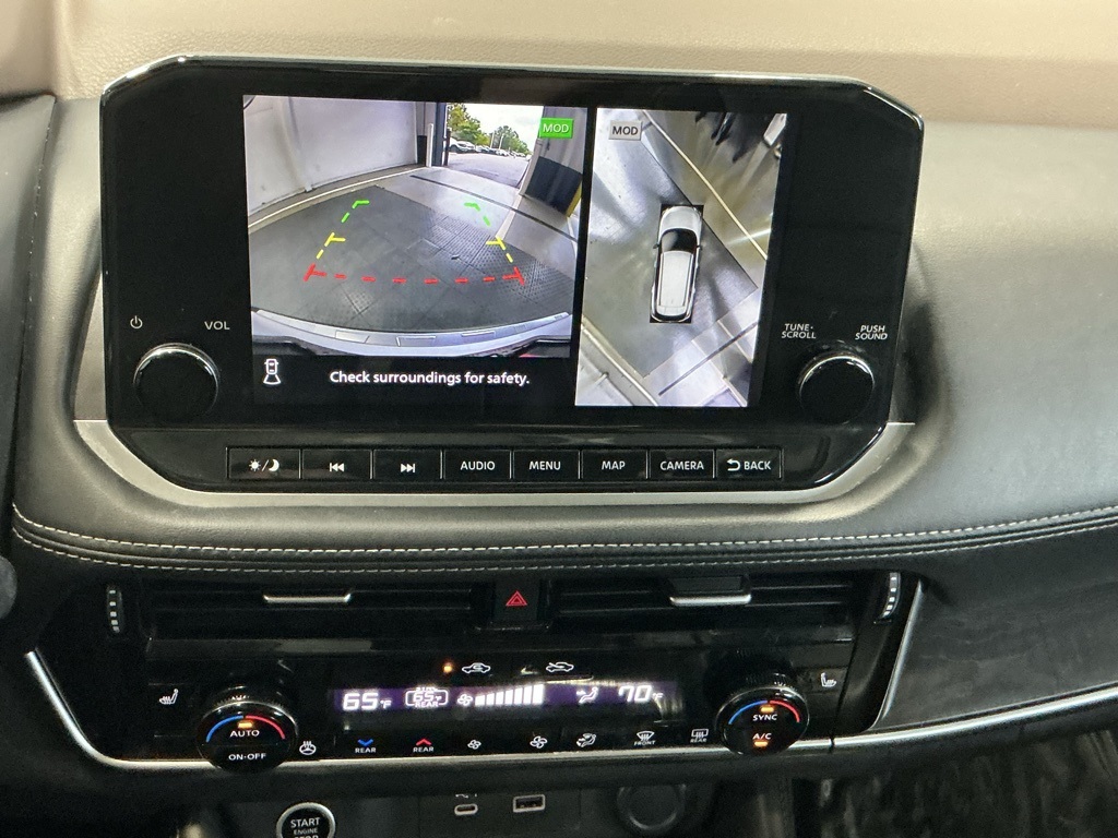 2021 Nissan Rogue SL photo 3