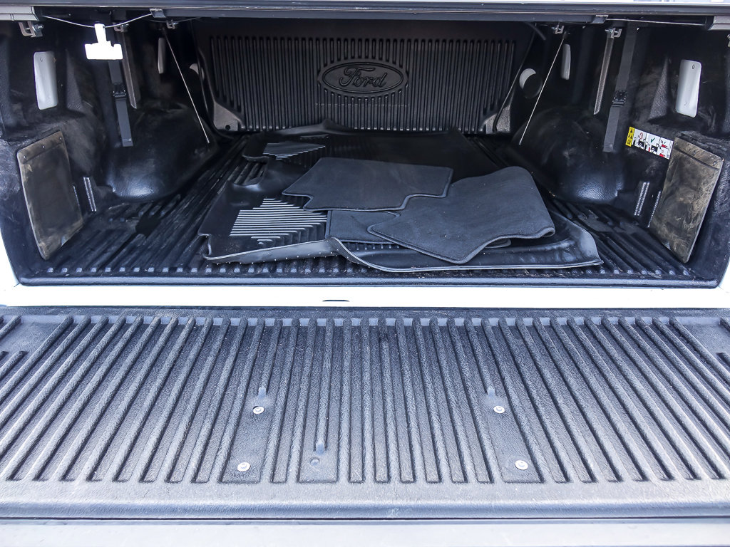 2025 FORD F-150 - Image 25