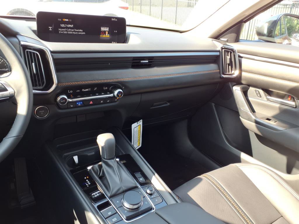 2025 Mazda CX-50 Premium Plus photo 2