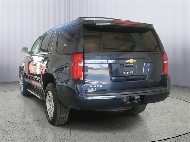 2018 Chevrolet Tahoe LS photo 2