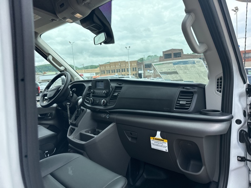 2025 Ford Transit photo 12
