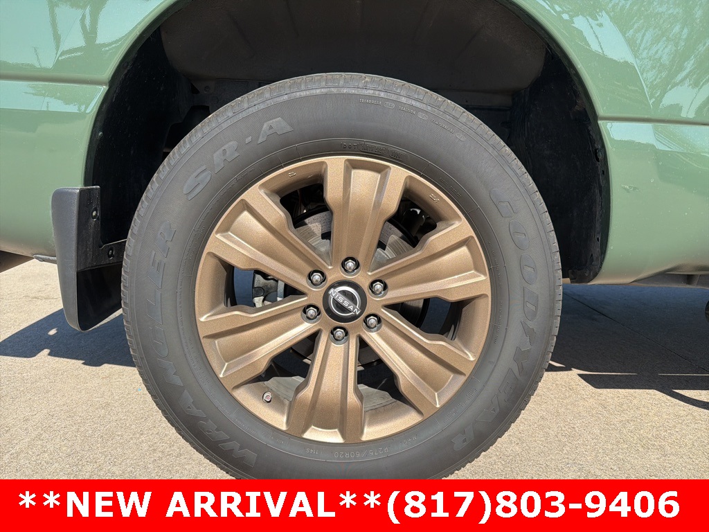 2024 Nissan Titan SV photo 3
