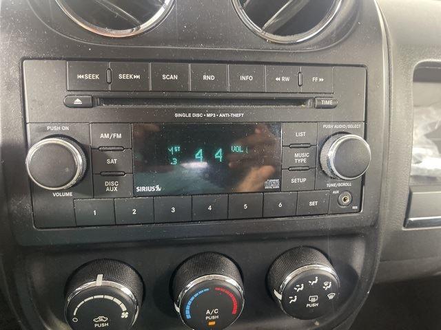 2012 Jeep Compass Latitude photo 17
