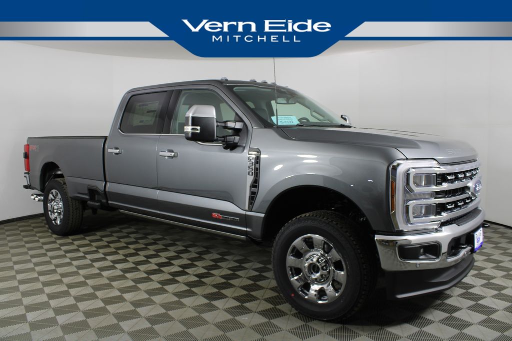 2026 Ford F-350 Super Duty Lariat's photo