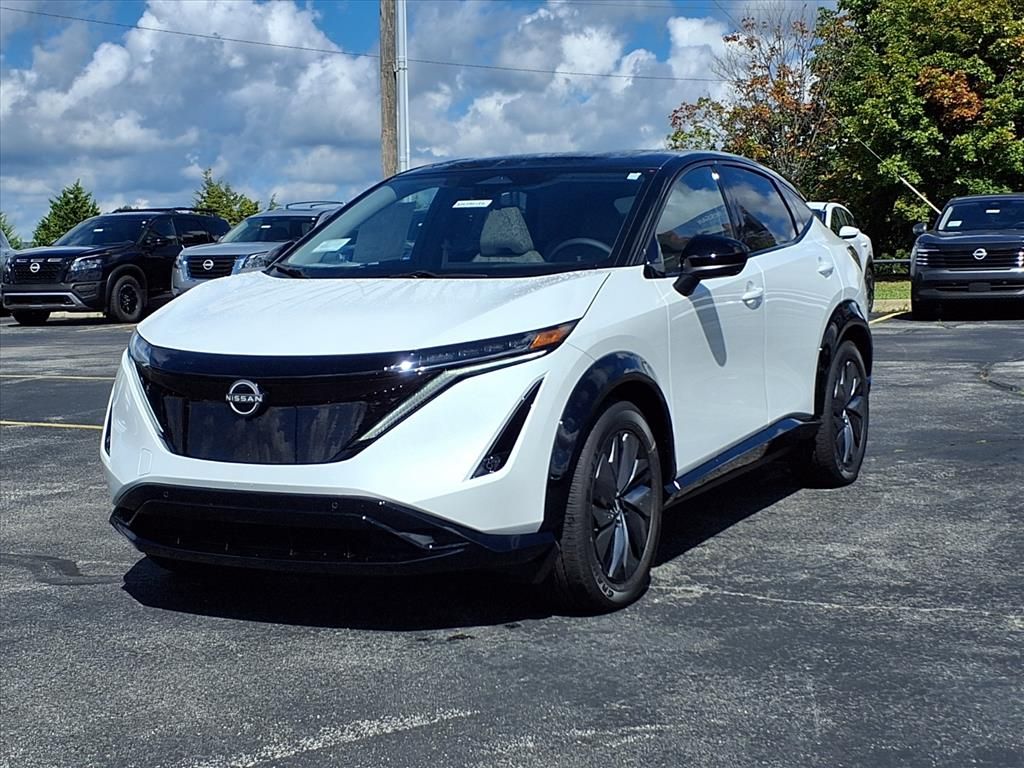 2025 Nissan ARIYA Engage Evolve+ Empower photo 2