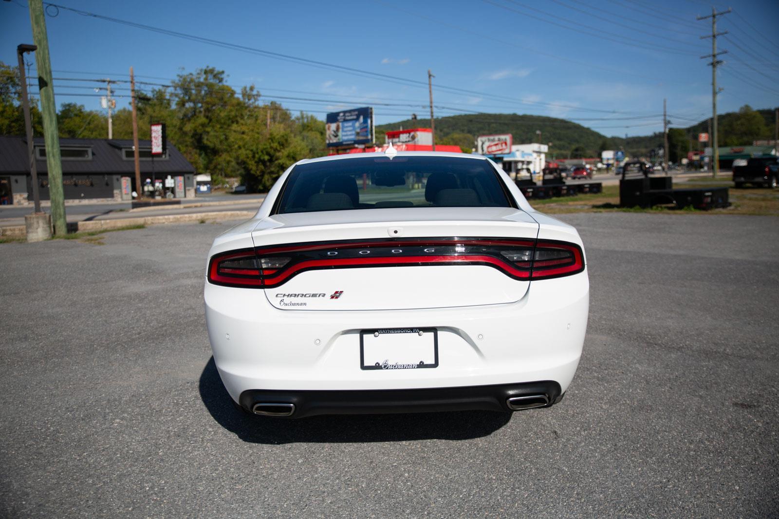 2023 Dodge Charger SXT photo 4