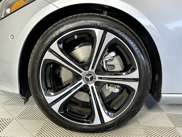 2025 Mercedes Benz C 300 photo 27