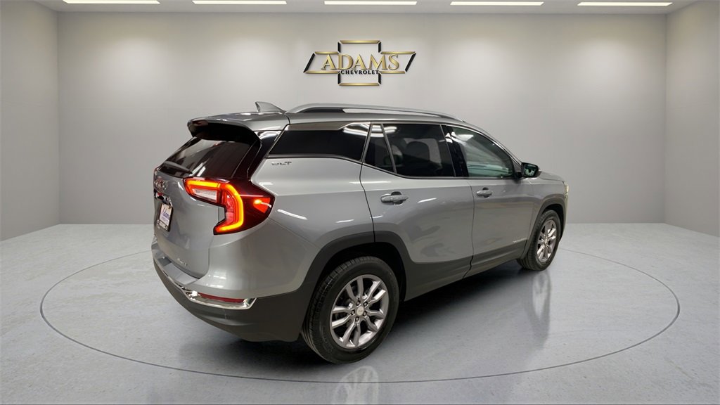 2024 Gmc Terrain SLT photo 4