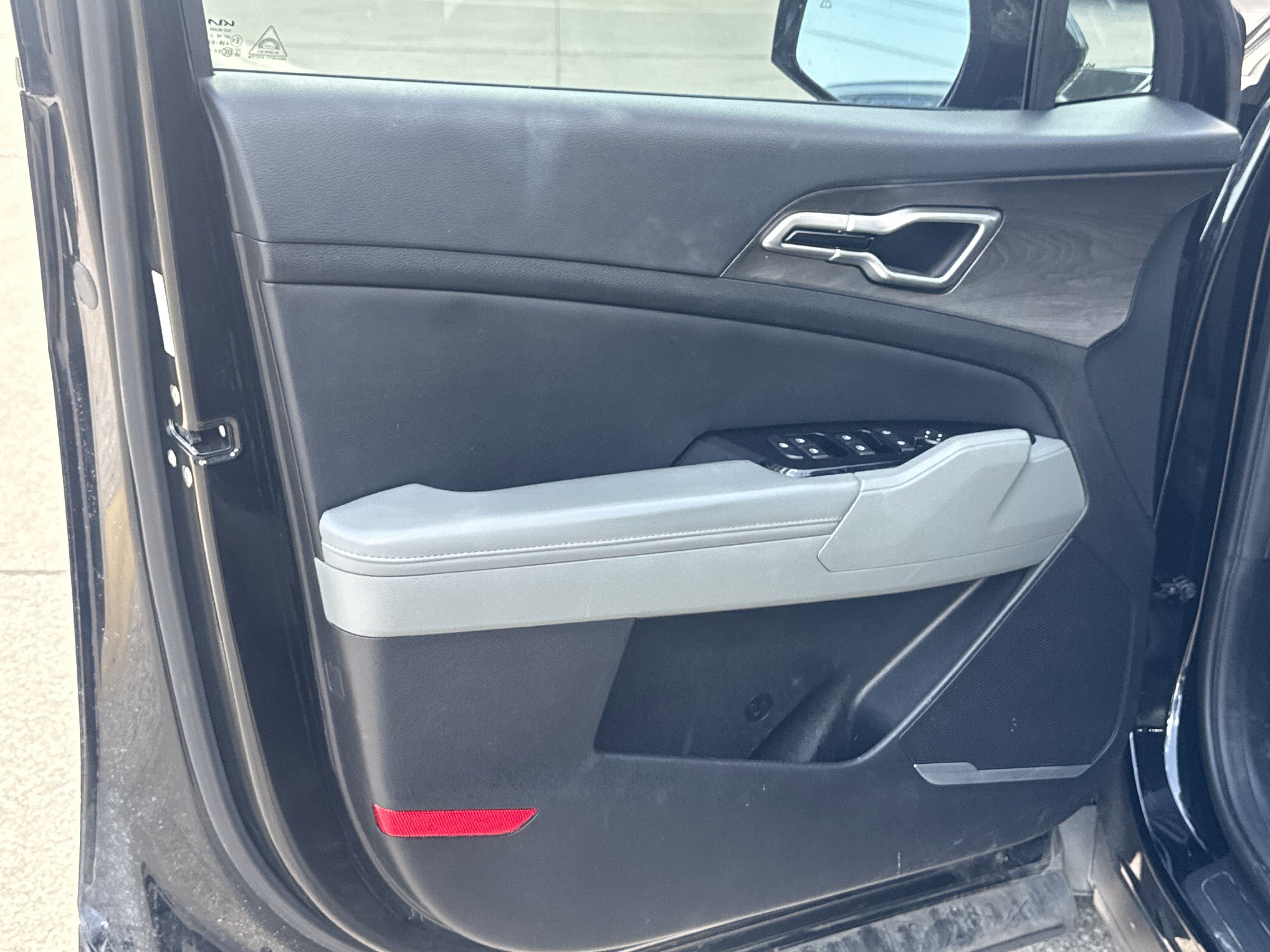 2023 Kia Sportage X-Line photo 2