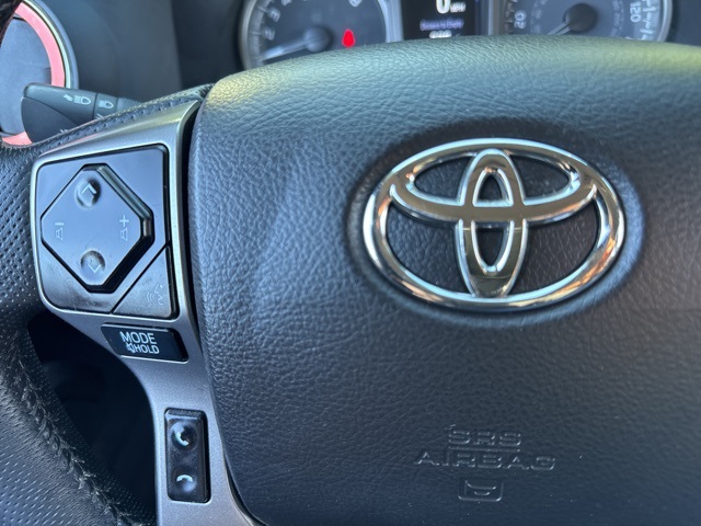2022 Toyota Tacoma SR5 photo 25