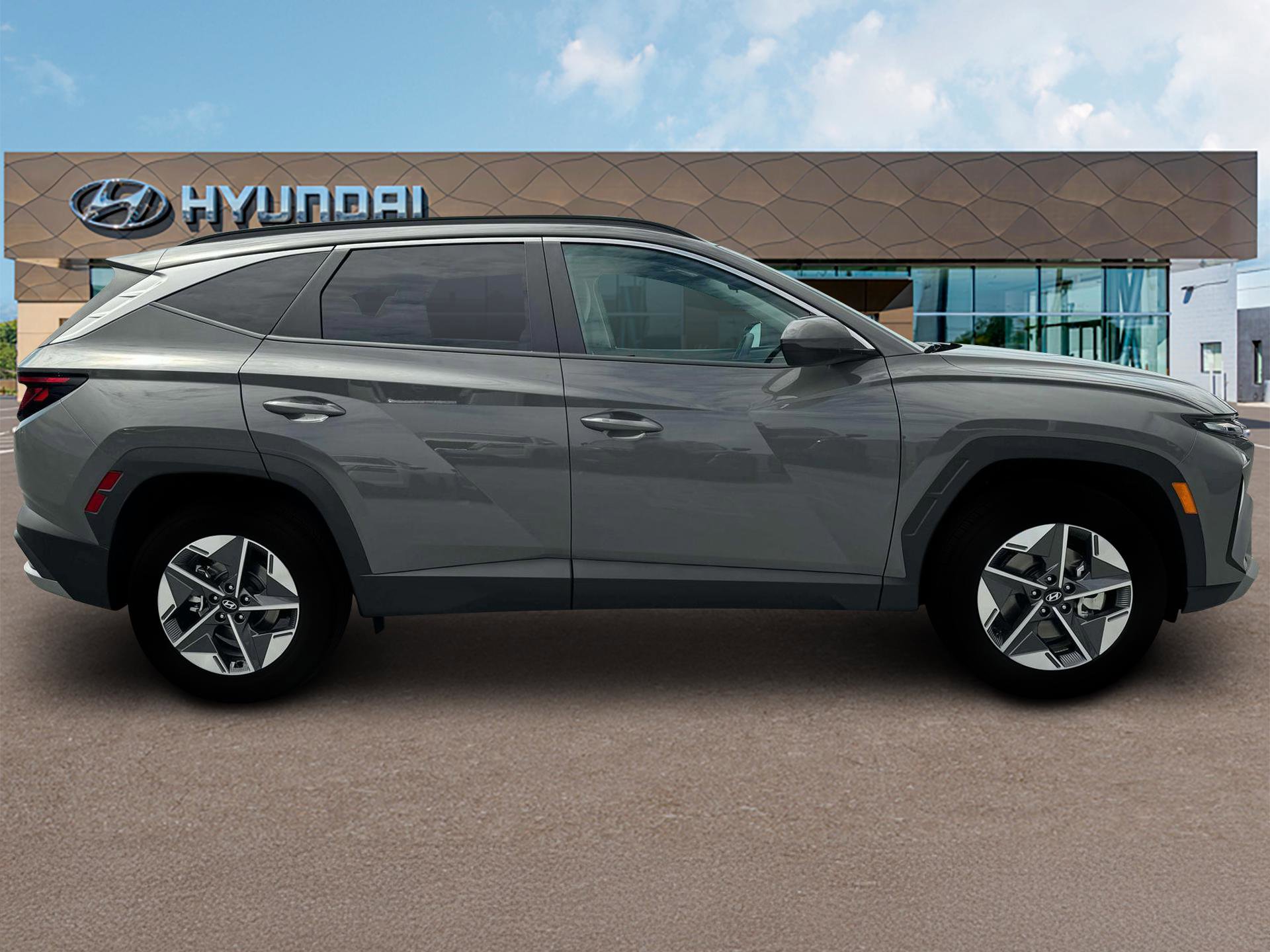 2025 Hyundai Tucson SEL photo 9