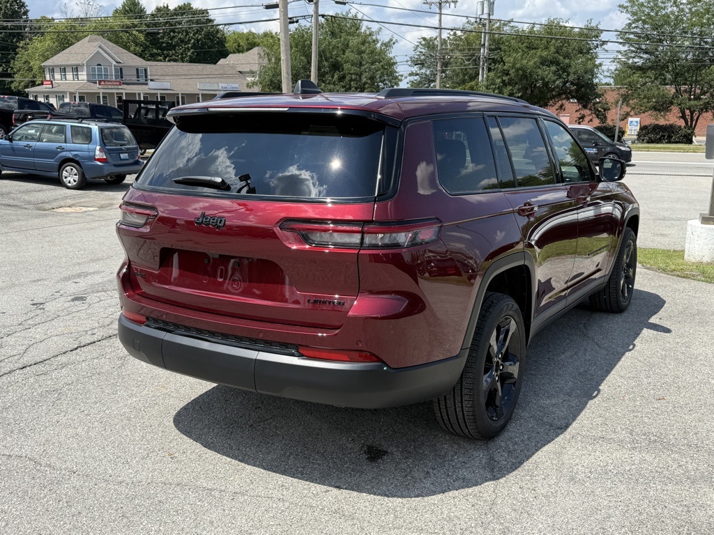 2025 Jeep Grand Cherokee Limited photo 6