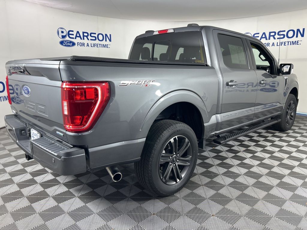 2022 Ford F-150 XLT photo 4
