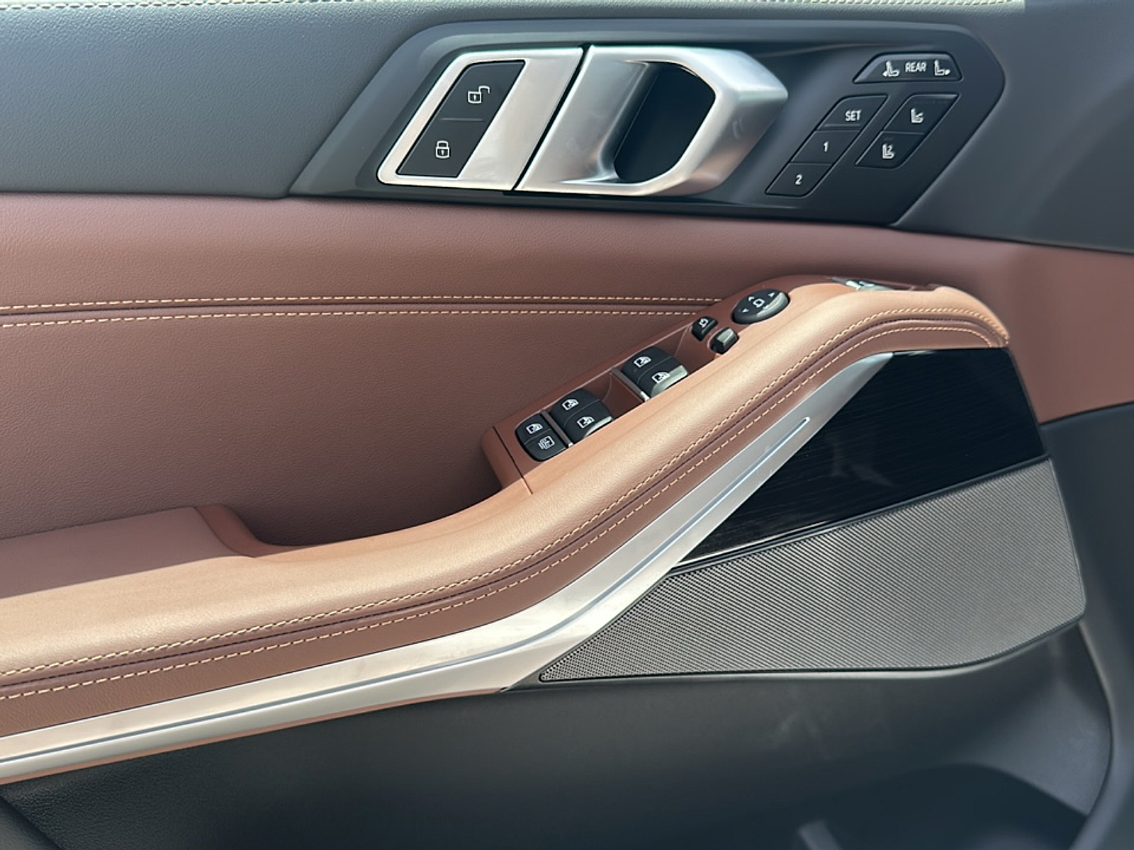 2026 Bmw X7 M60i photo 3