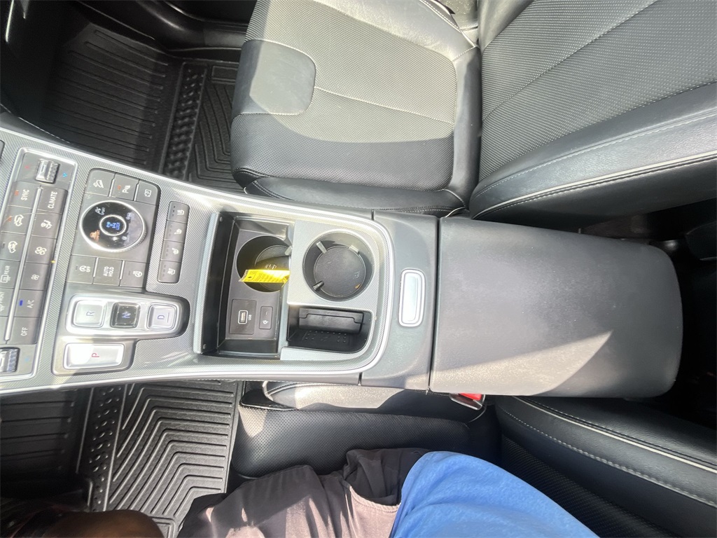 2023 Hyundai Santa Fe Limited photo 19