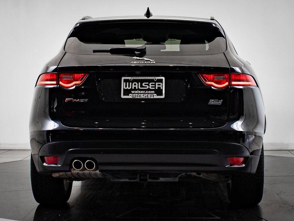 2018 Jaguar F-PACE Premium photo 7