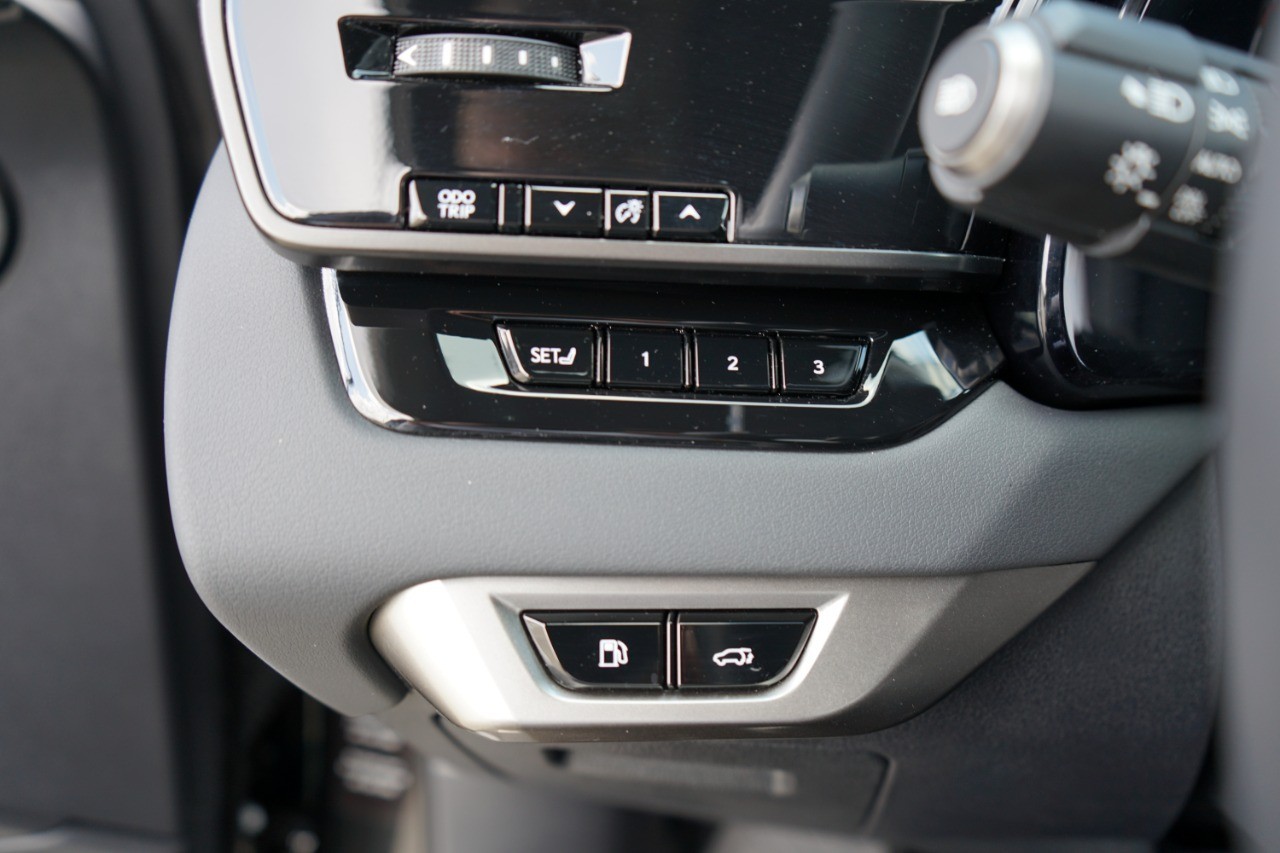 2024 Lexus RX 350 Luxury photo 17