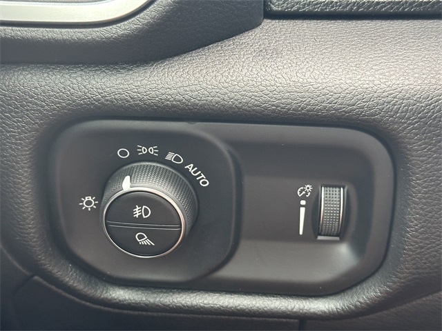 2025 Ram 1500 Big Horn Lone Star photo 30