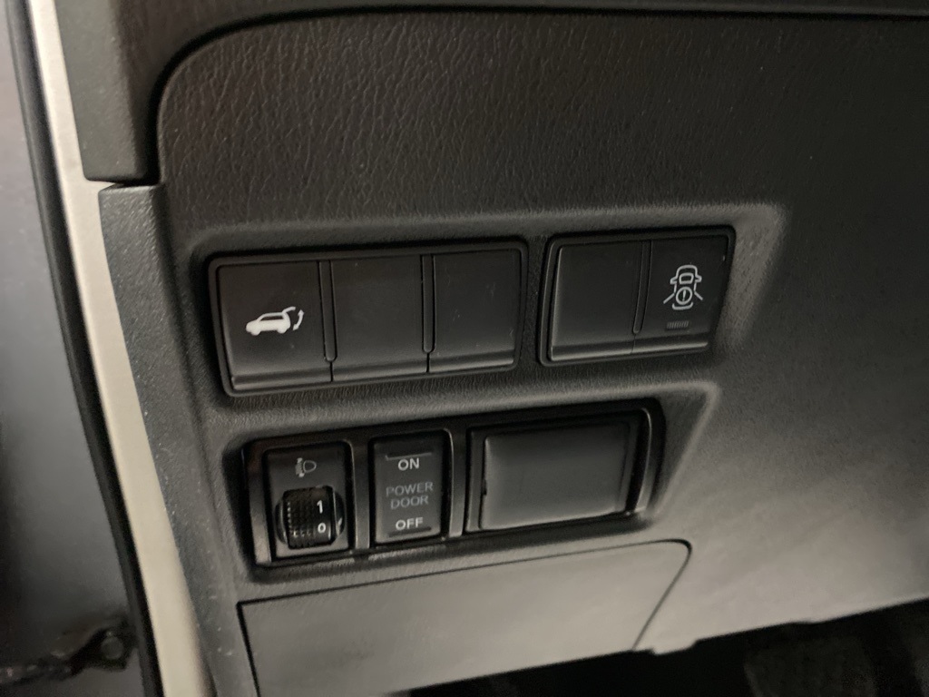 2019 Nissan Armada SV photo 20