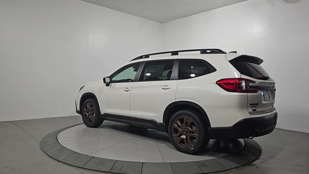 2025 Subaru Ascent Limited photo 3