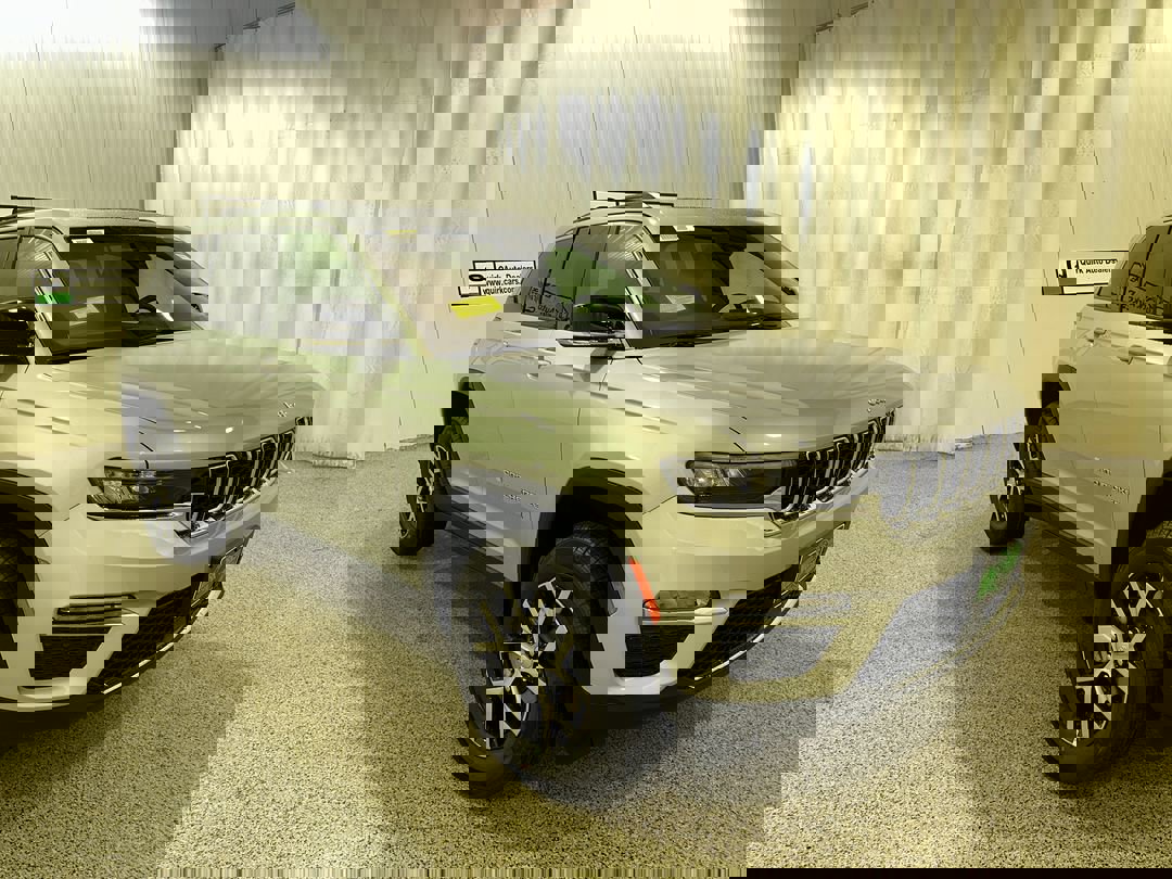 2025 Jeep Grand Cherokee Limited's photo