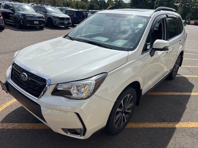 2018 Subaru Forester Touring photo 3