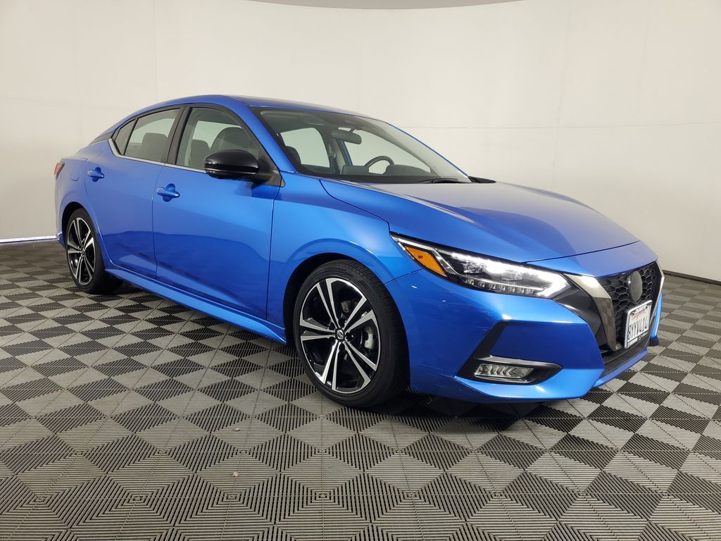 2022 Nissan Sentra SR photo 2