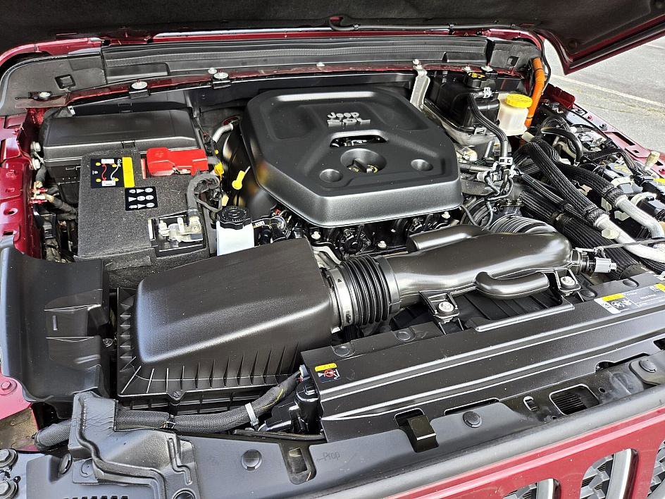 2021 Jeep Wrangler 4xe Unlimited Sahara photo 17