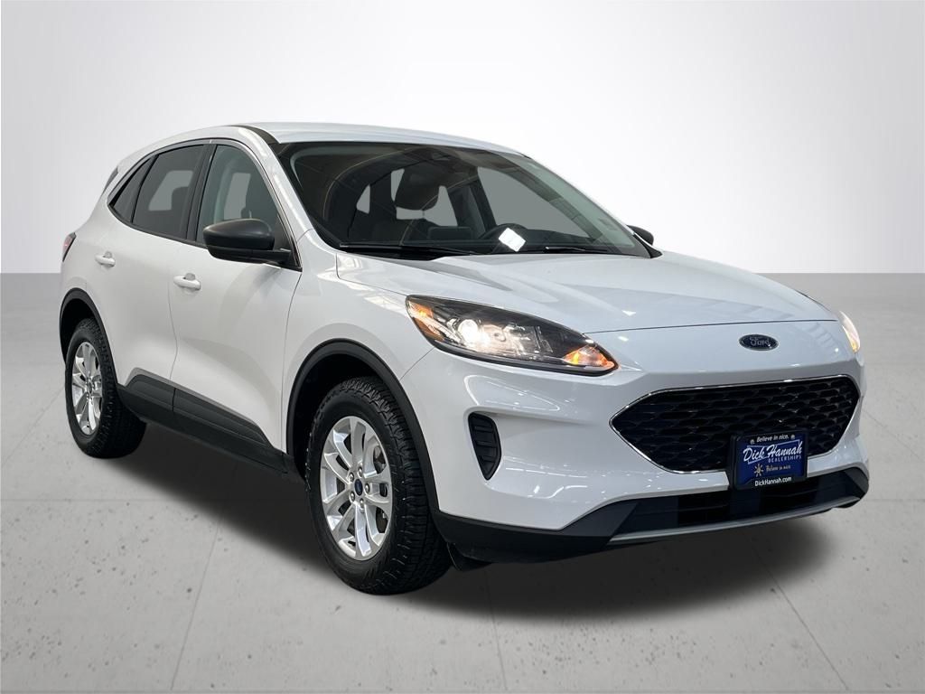 2022 Ford Escape Hybrid SE photo 3