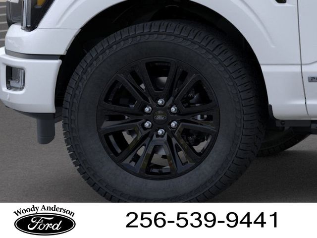 2025 Ford F-150 Platinum photo 18