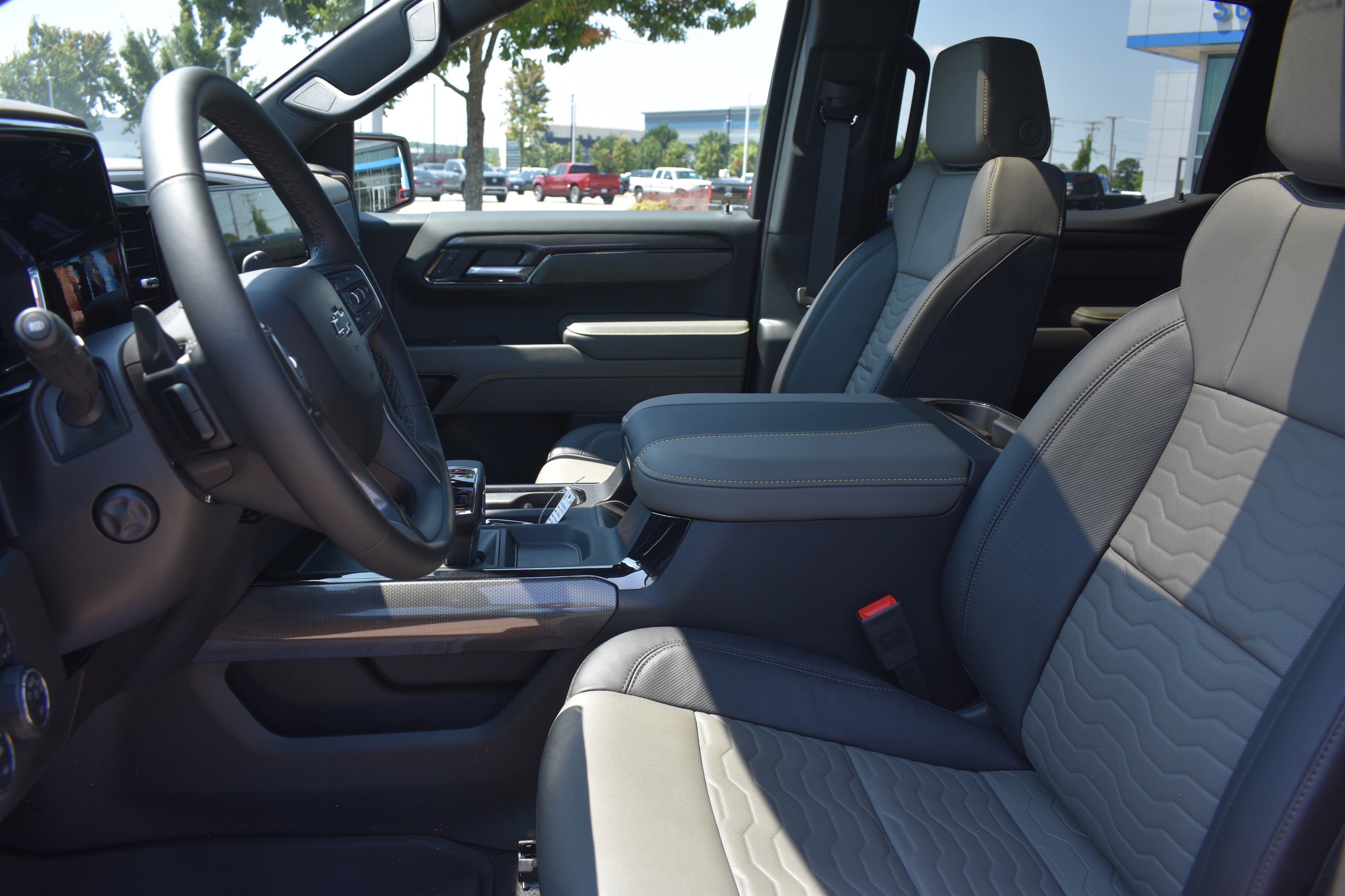 2025 Chevrolet Silverado 1500 ZR2 photo 11