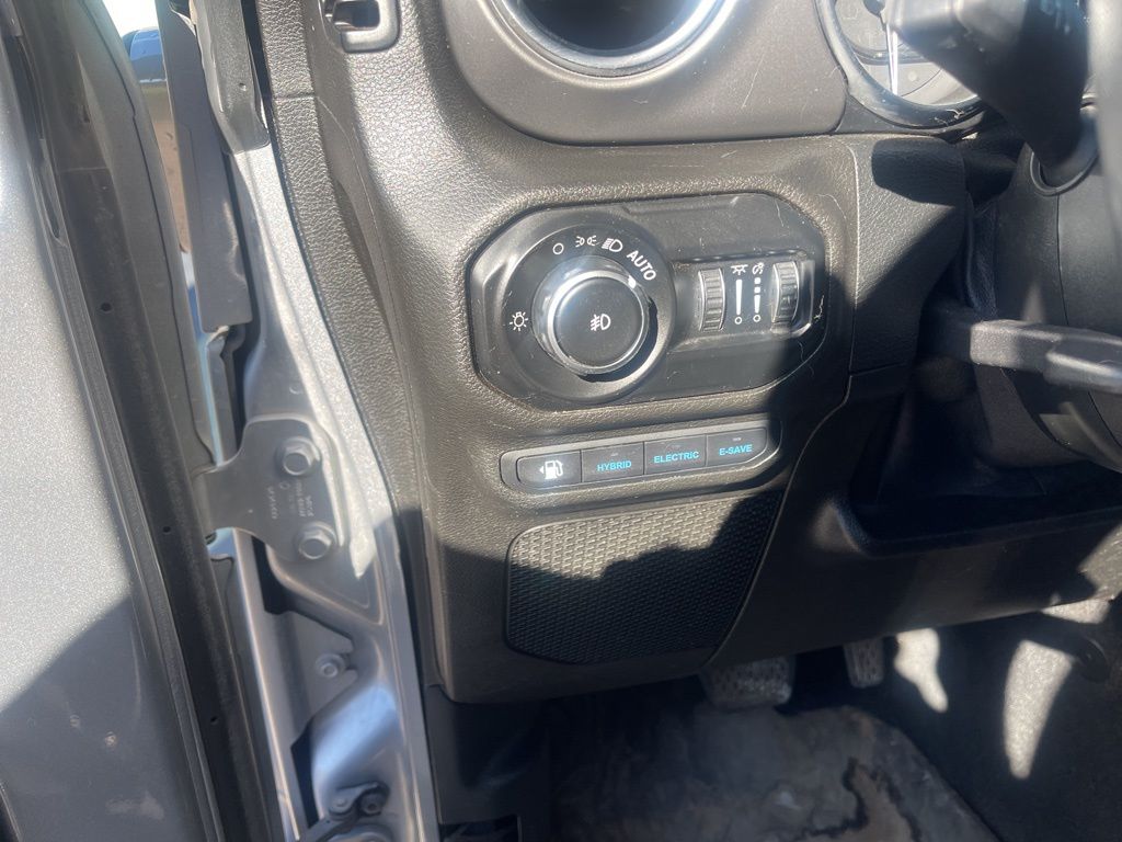 2021 Jeep Wrangler Unlimited Rubicon 4xe photo 10