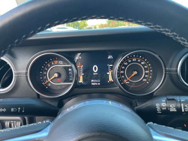 2018 Jeep Wrangler Unlimited Sahara photo 19