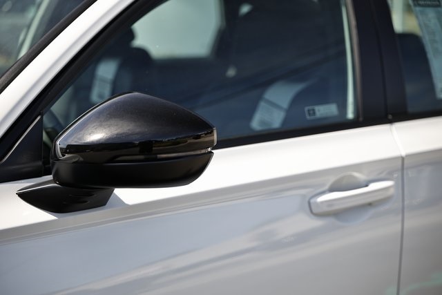 2026 Honda Civic Hybrid Sport Touring photo 4