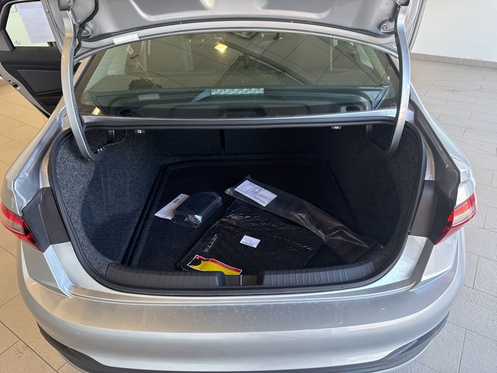 2025 Volkswagen Jetta 1.5T SE photo 15