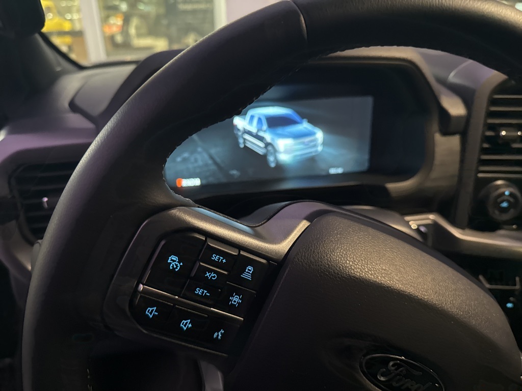 2025 Ford F-150 XLT photo 4