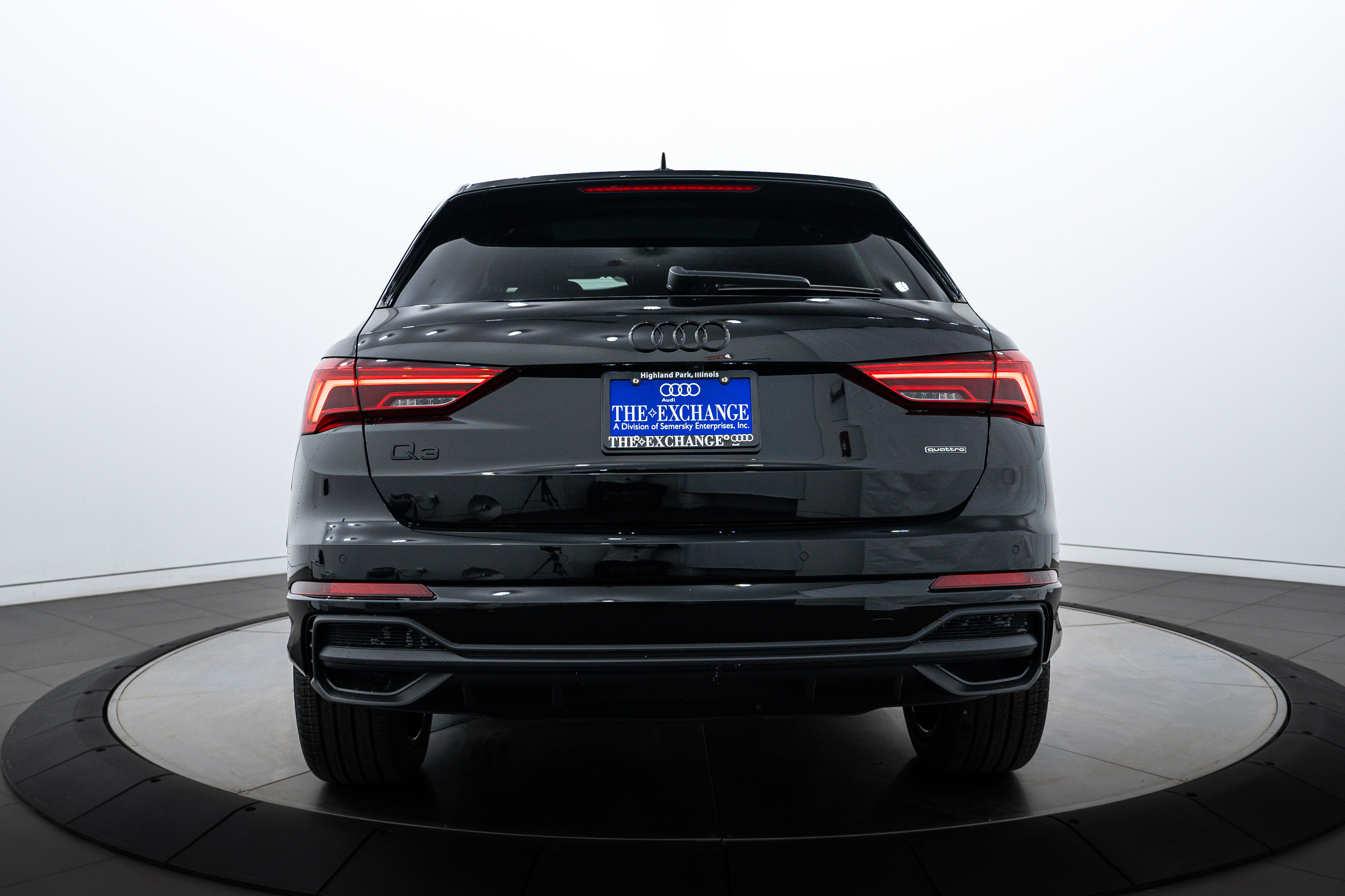 2025 Audi Q3 S line Premium Plus photo 15