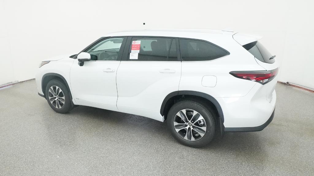 2025 Toyota Highlander Hybrid XLE photo 10