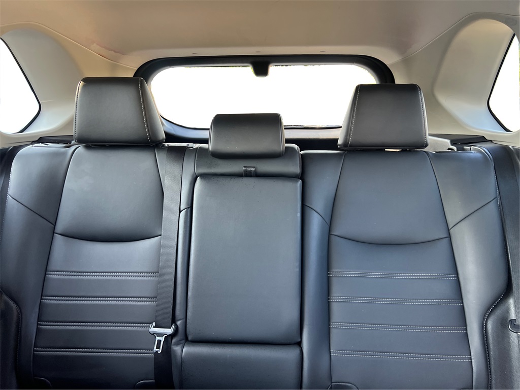 2020 Toyota RAV4 Limited photo 15